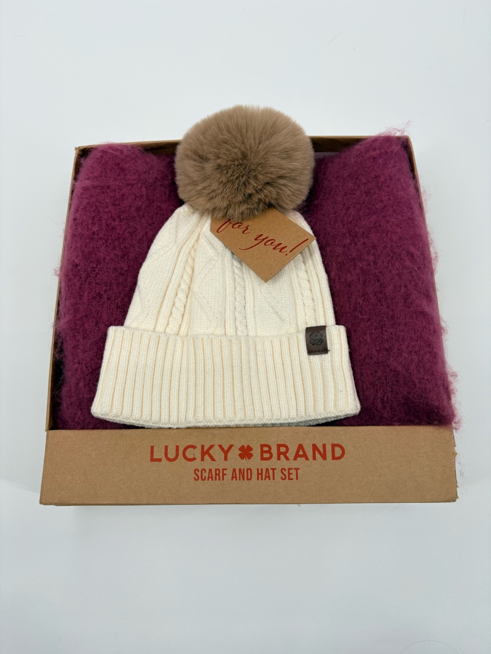 Lucky Brand | Cream Cable Knit Pom Hat & Plum Scarf Set